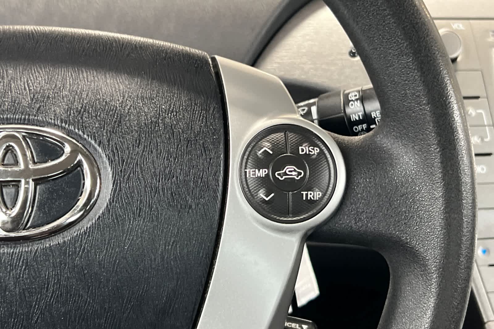 Thumbnail: 2015 Toyota Prius - 26