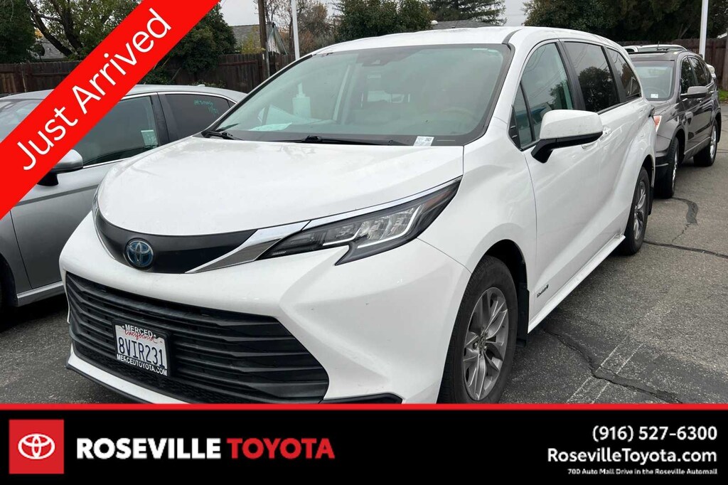 Used 2021 Toyota Sienna LE 8 Passenger Van