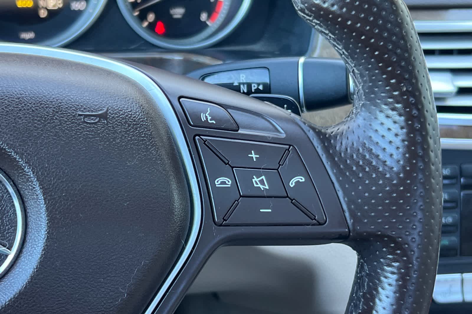 Thumbnail: 2014 Mercedes-Benz E-Class - 28