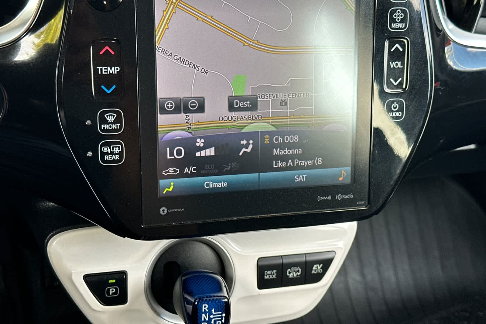 Thumbnail: 2017 Toyota Prius Prime - 23