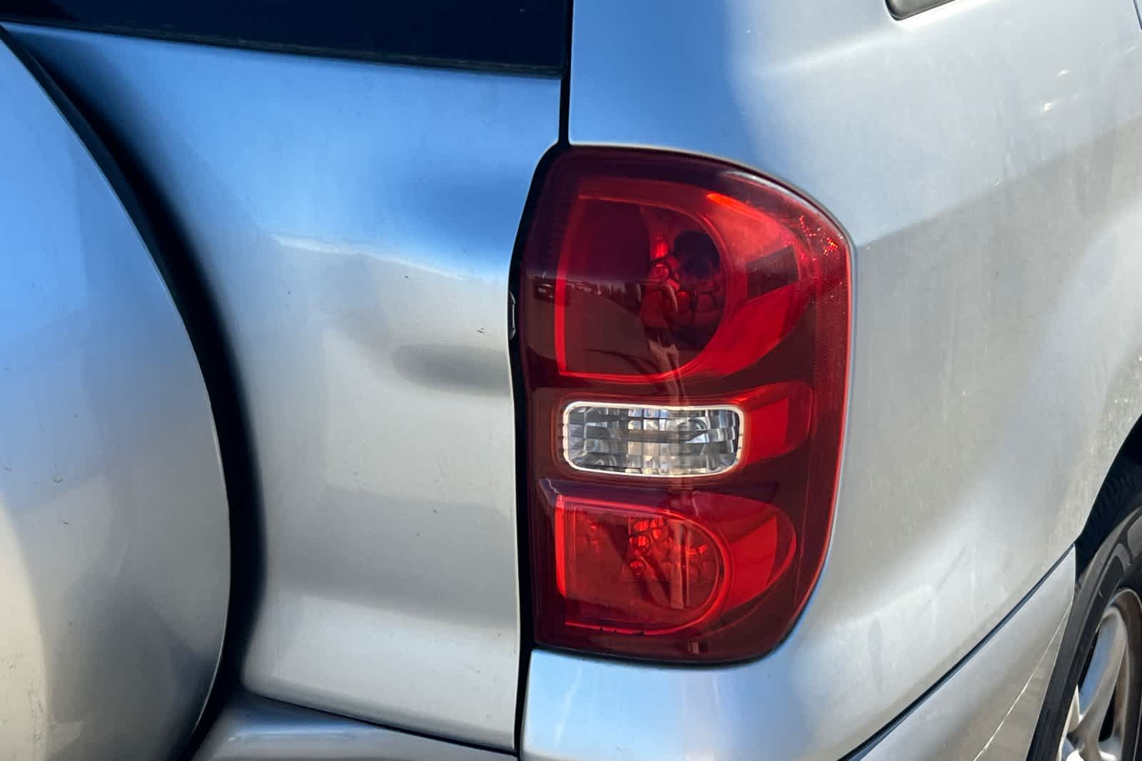 Thumbnail: 2005 Toyota RAV4 - 18