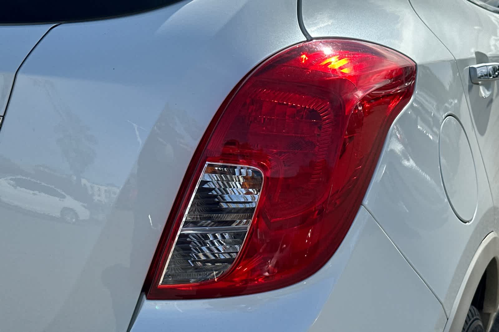 Thumbnail: 2013 Buick Encore - 17