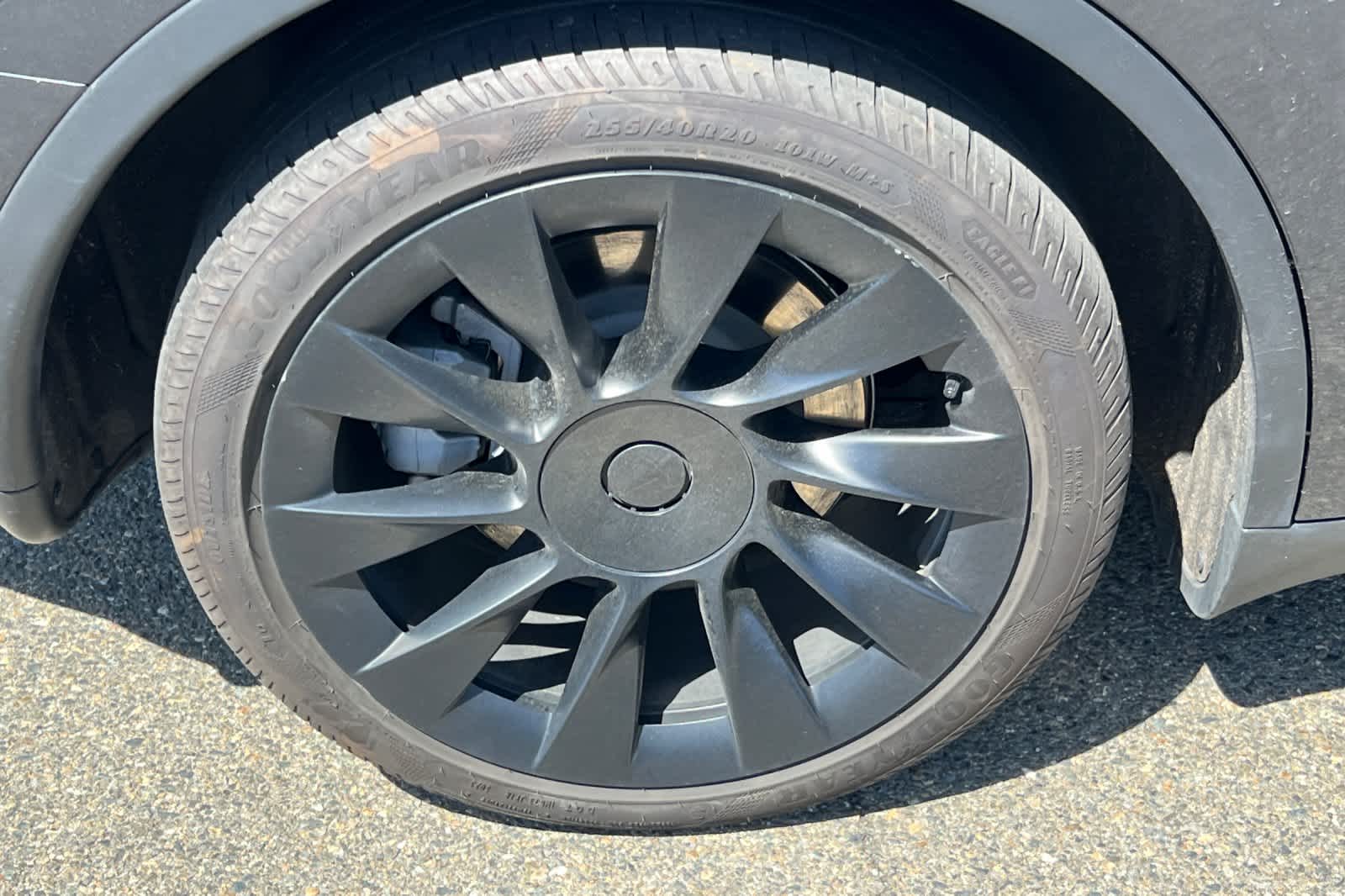 Thumbnail: 2024 Tesla Model Y - 17