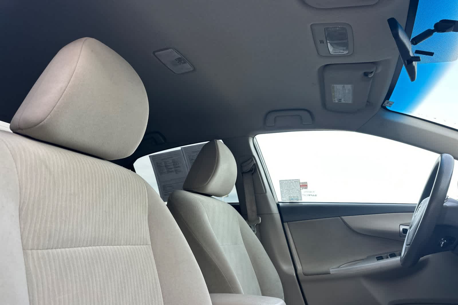 Thumbnail: 2010 Toyota Corolla - 17