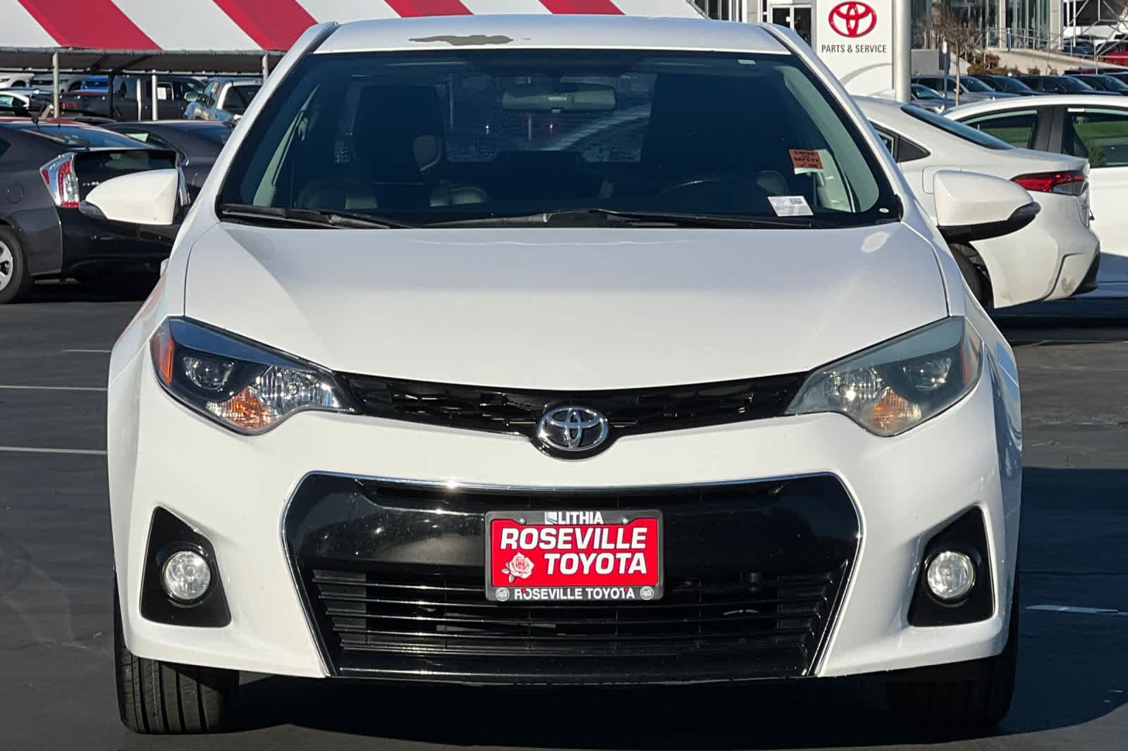 Thumbnail: 2015 Toyota Corolla - 10