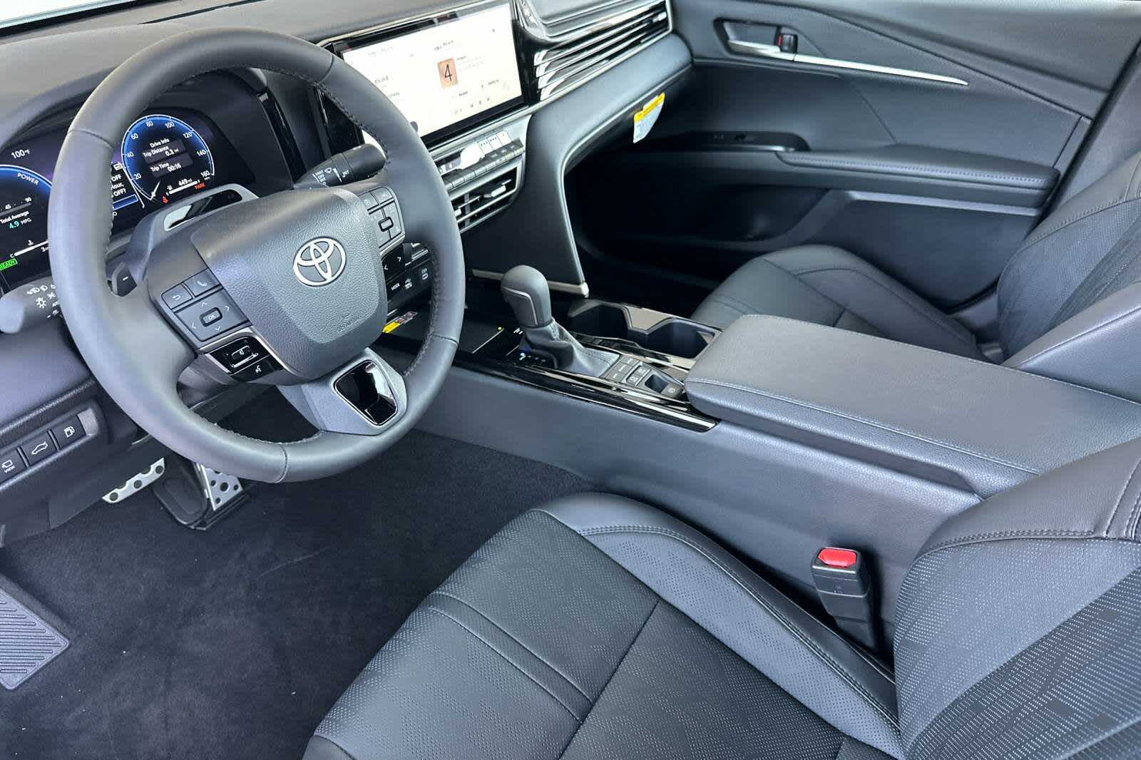 2025 Toyota Camry XSE 11