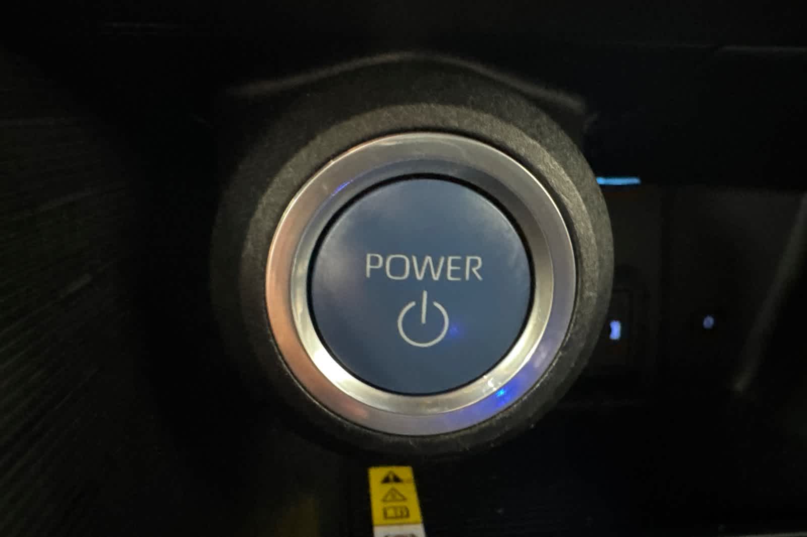 Thumbnail: 2022 Toyota Venza - 24