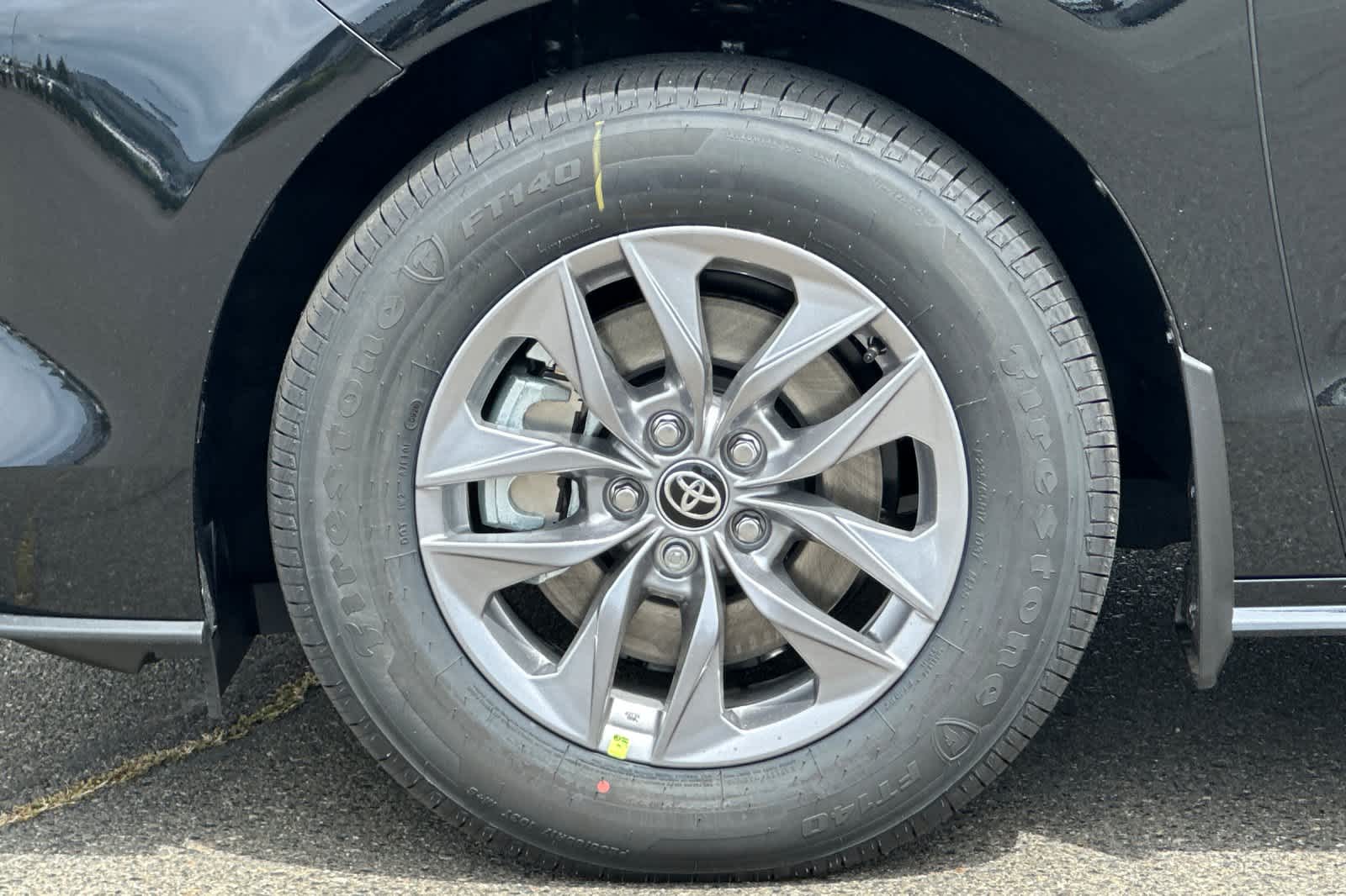 Thumbnail: 2026 Toyota Sienna - 33