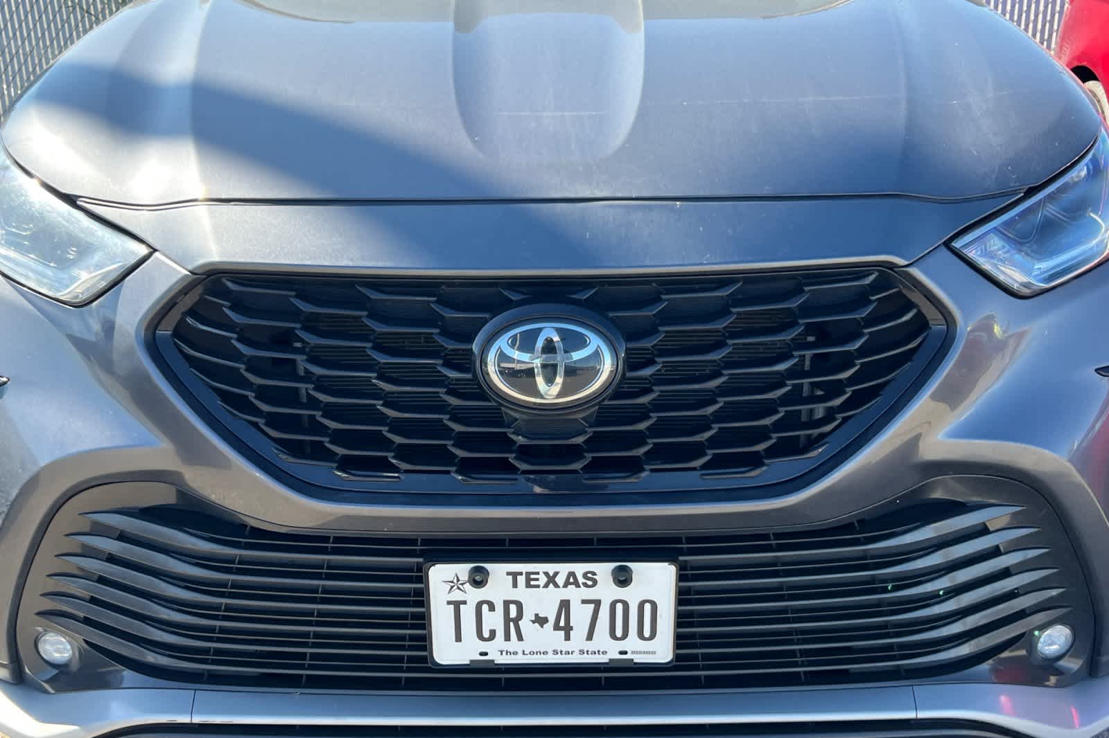 Thumbnail: 2023 Toyota Highlander - 9