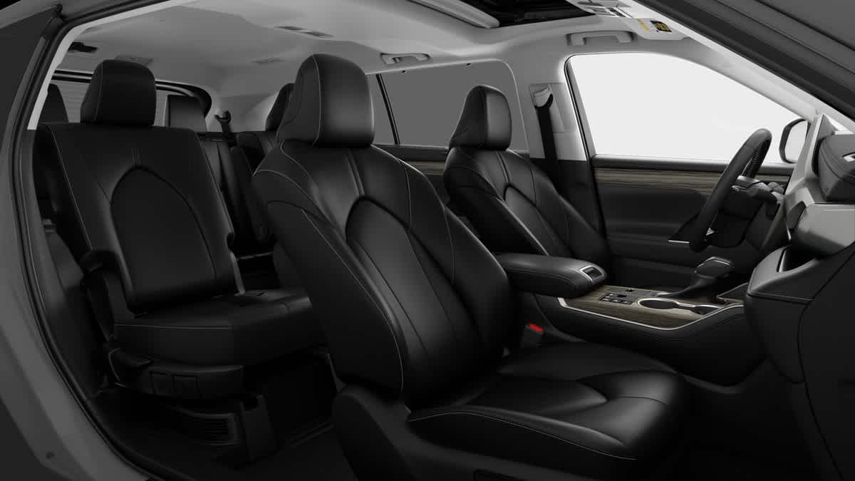 Thumbnail: 2026 Toyota Highlander - 20