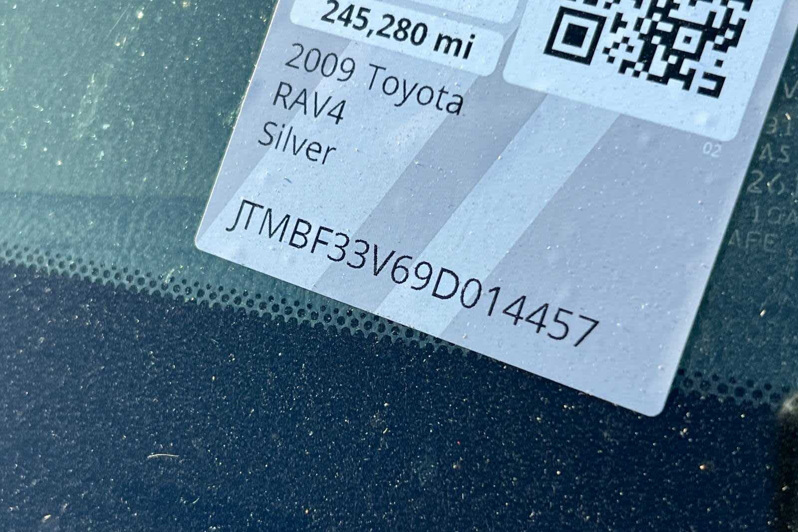Thumbnail: 2009 Toyota RAV4 - 23