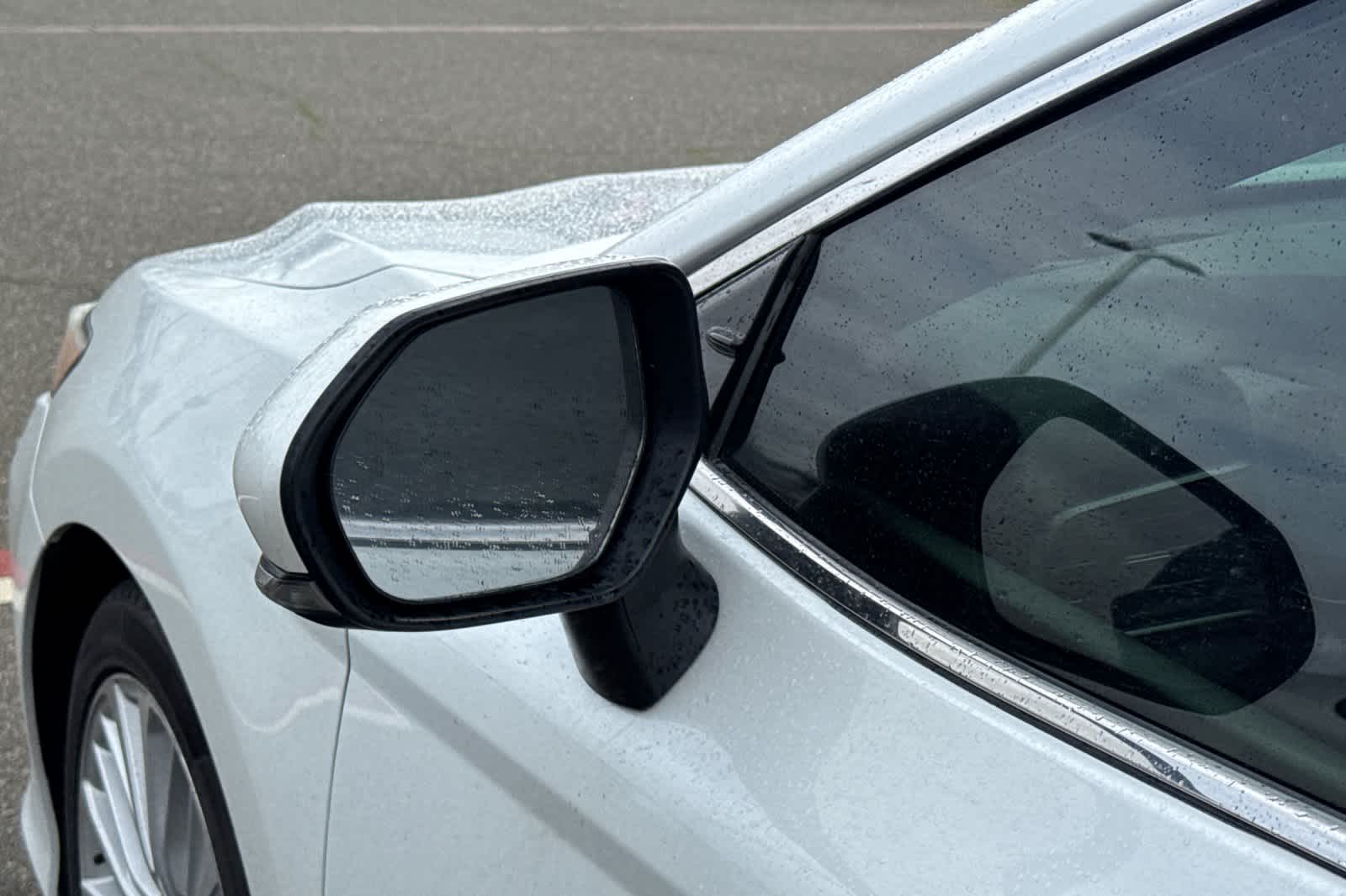 Thumbnail: 2019 Toyota Camry - 20