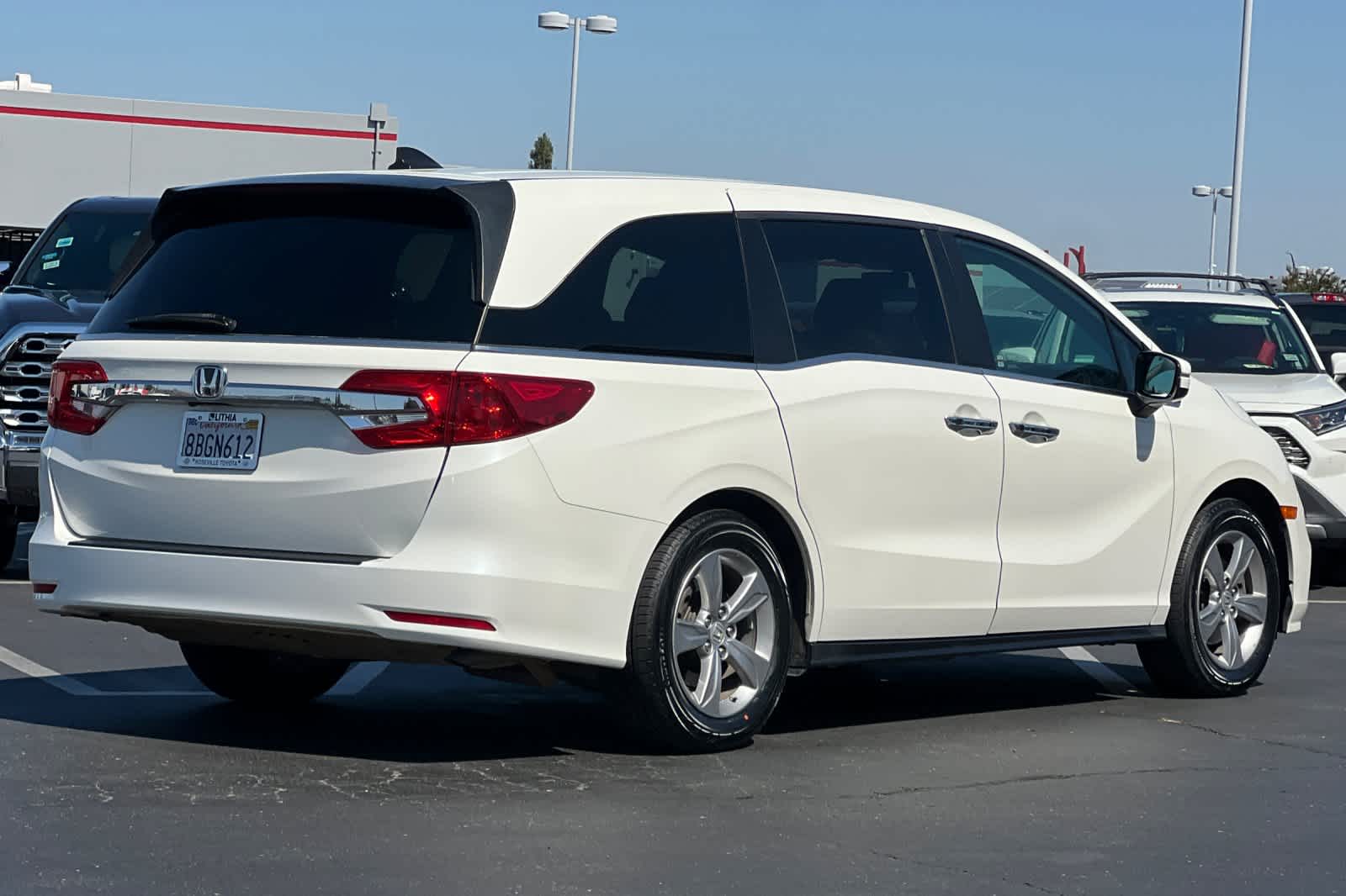 Thumbnail: 2018 Honda Odyssey - 2