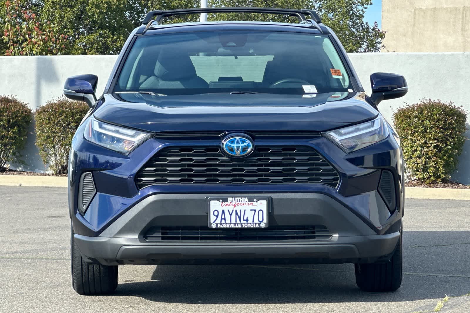 Thumbnail: 2022 Toyota RAV4 - 10