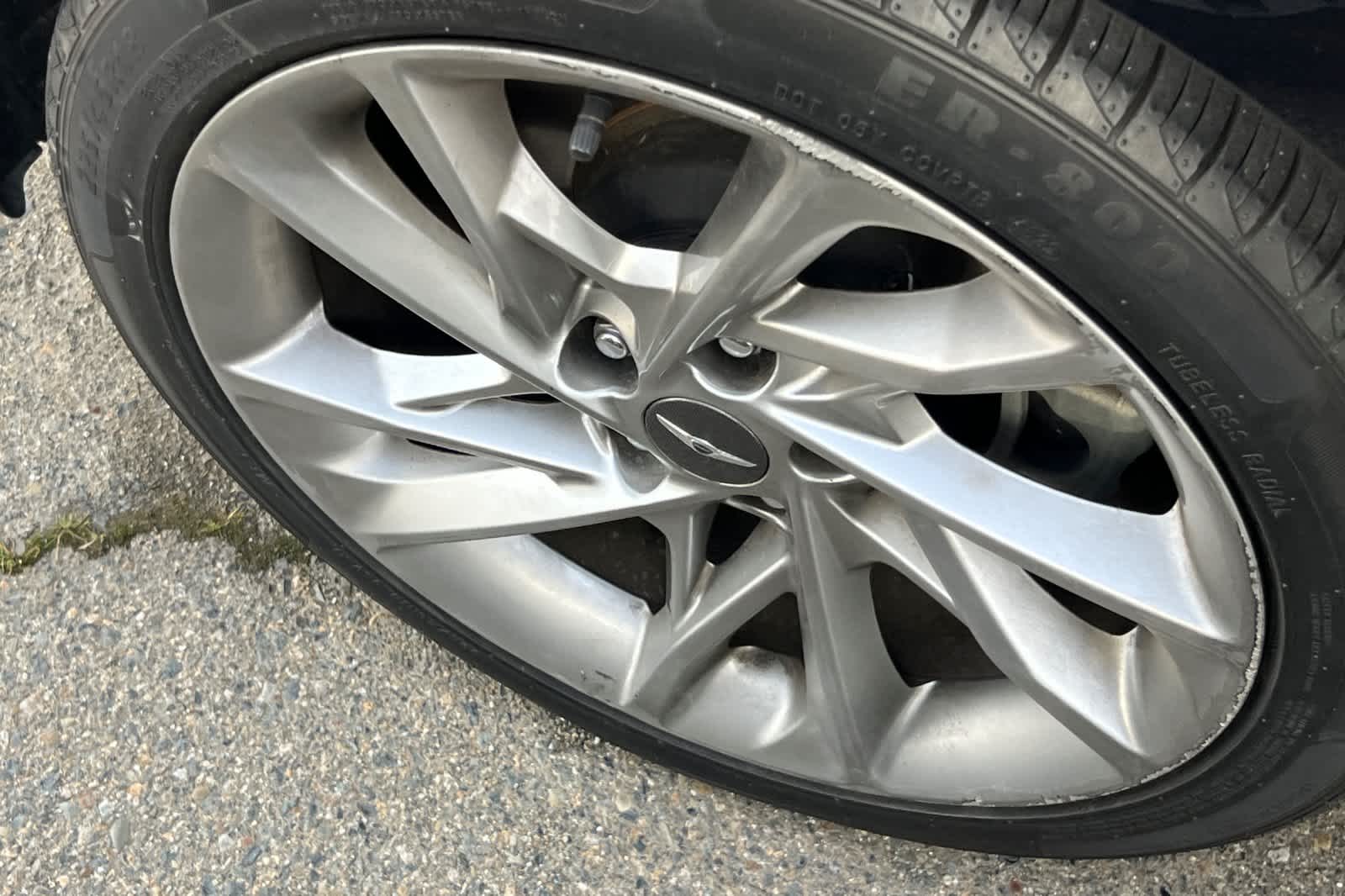 Thumbnail: 2022 Genesis G70 - 14