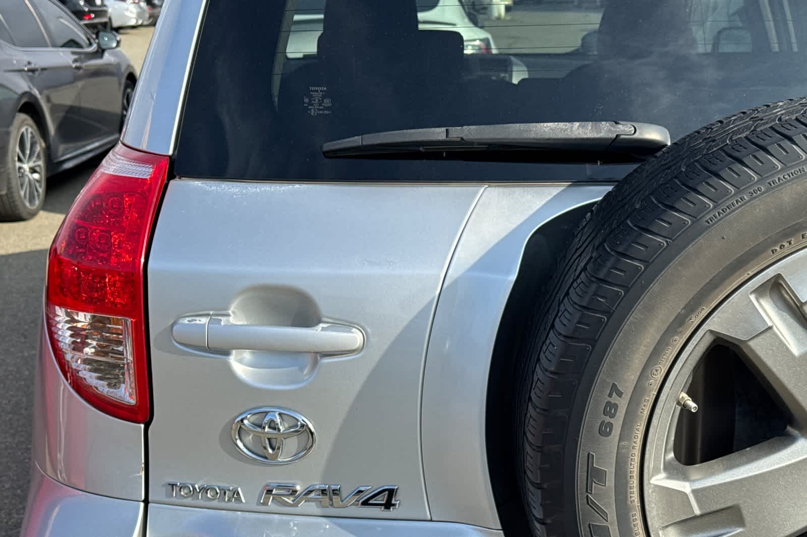 Thumbnail: 2008 Toyota RAV4 - 15