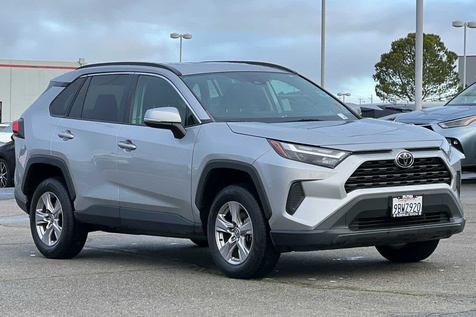 Thumbnail: 2022 Toyota RAV4 - 5