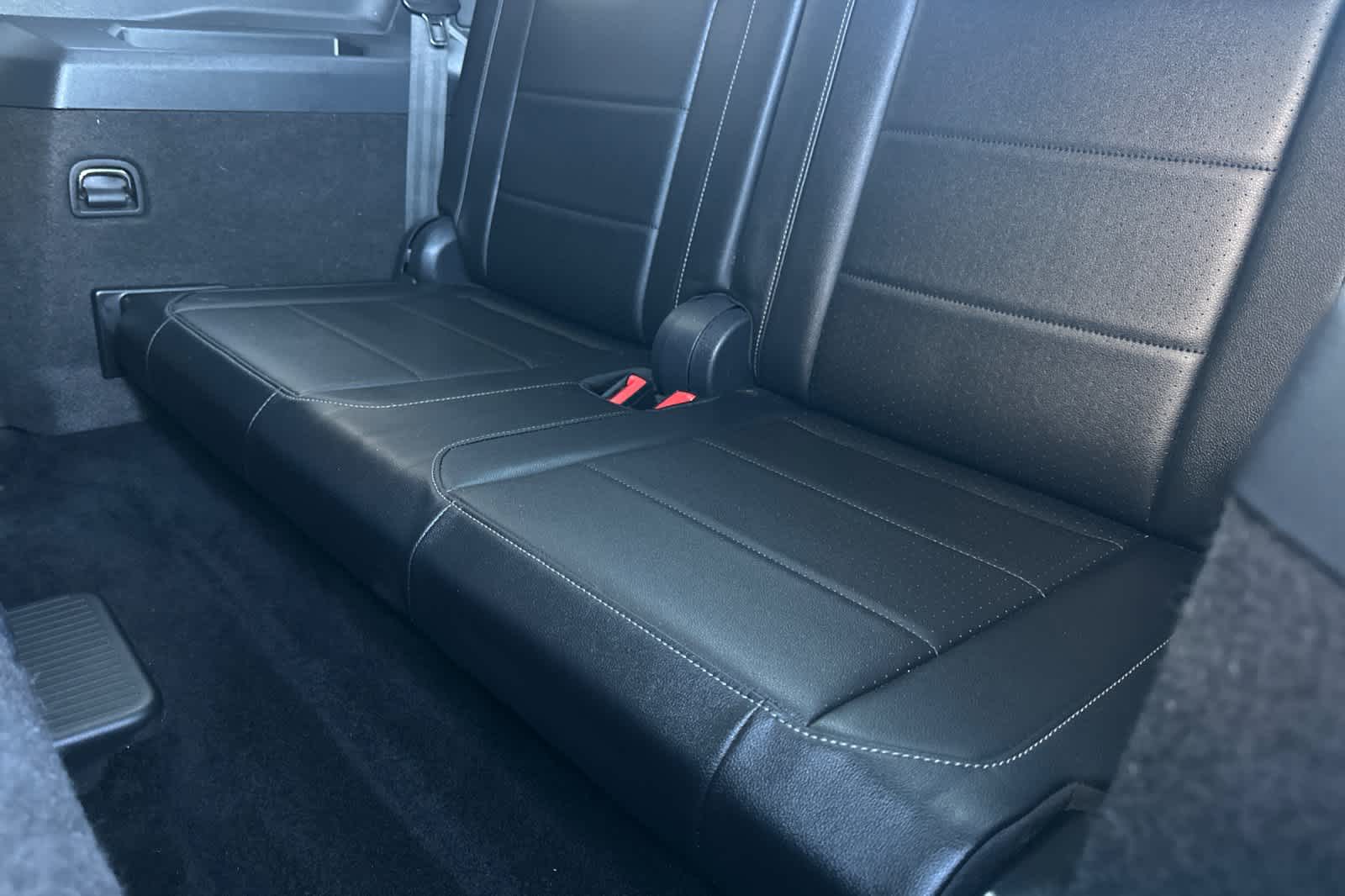 Thumbnail: 2018 Volkswagen Tiguan - 16