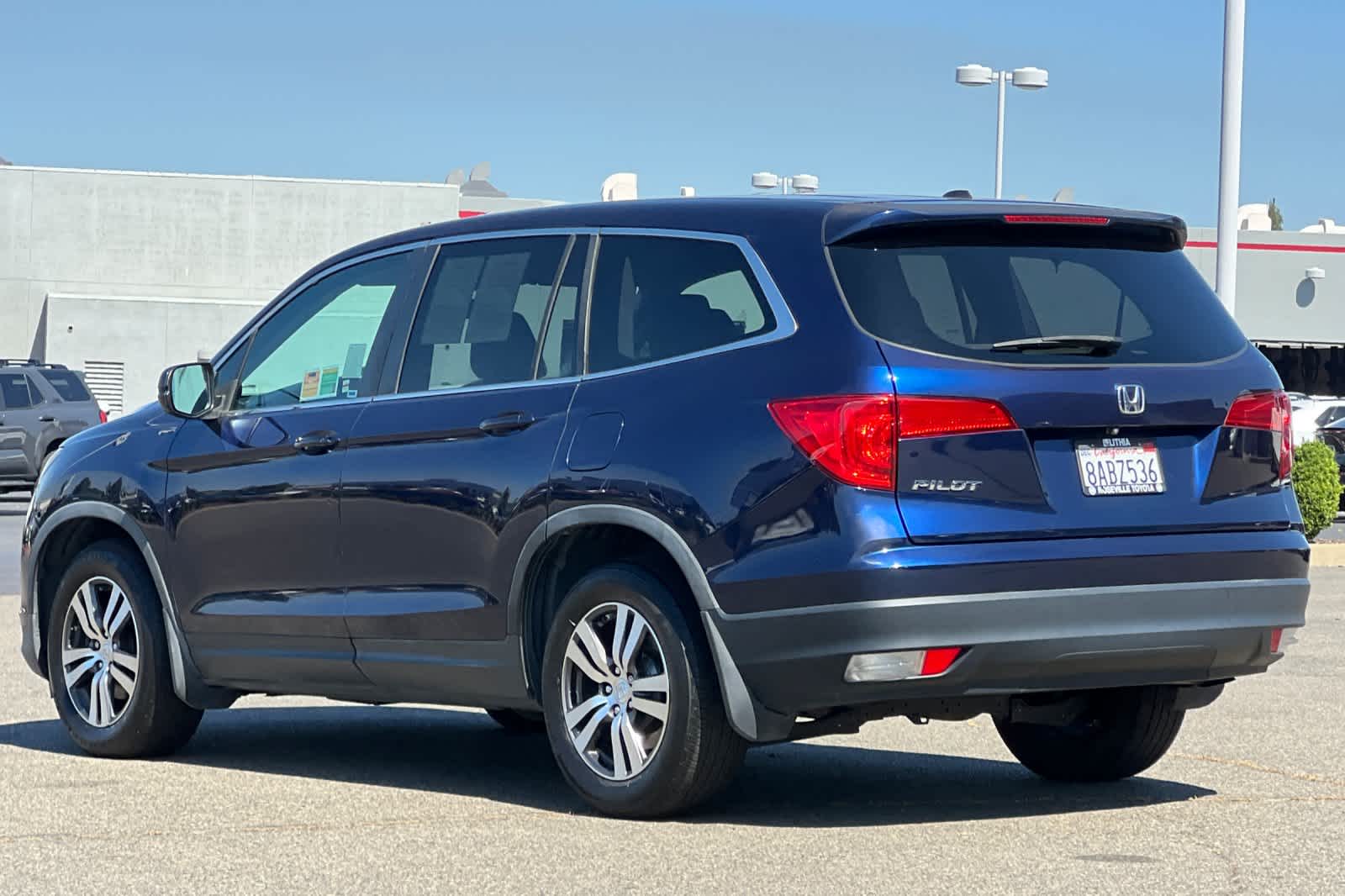 Thumbnail: 2016 Honda Pilot - 7