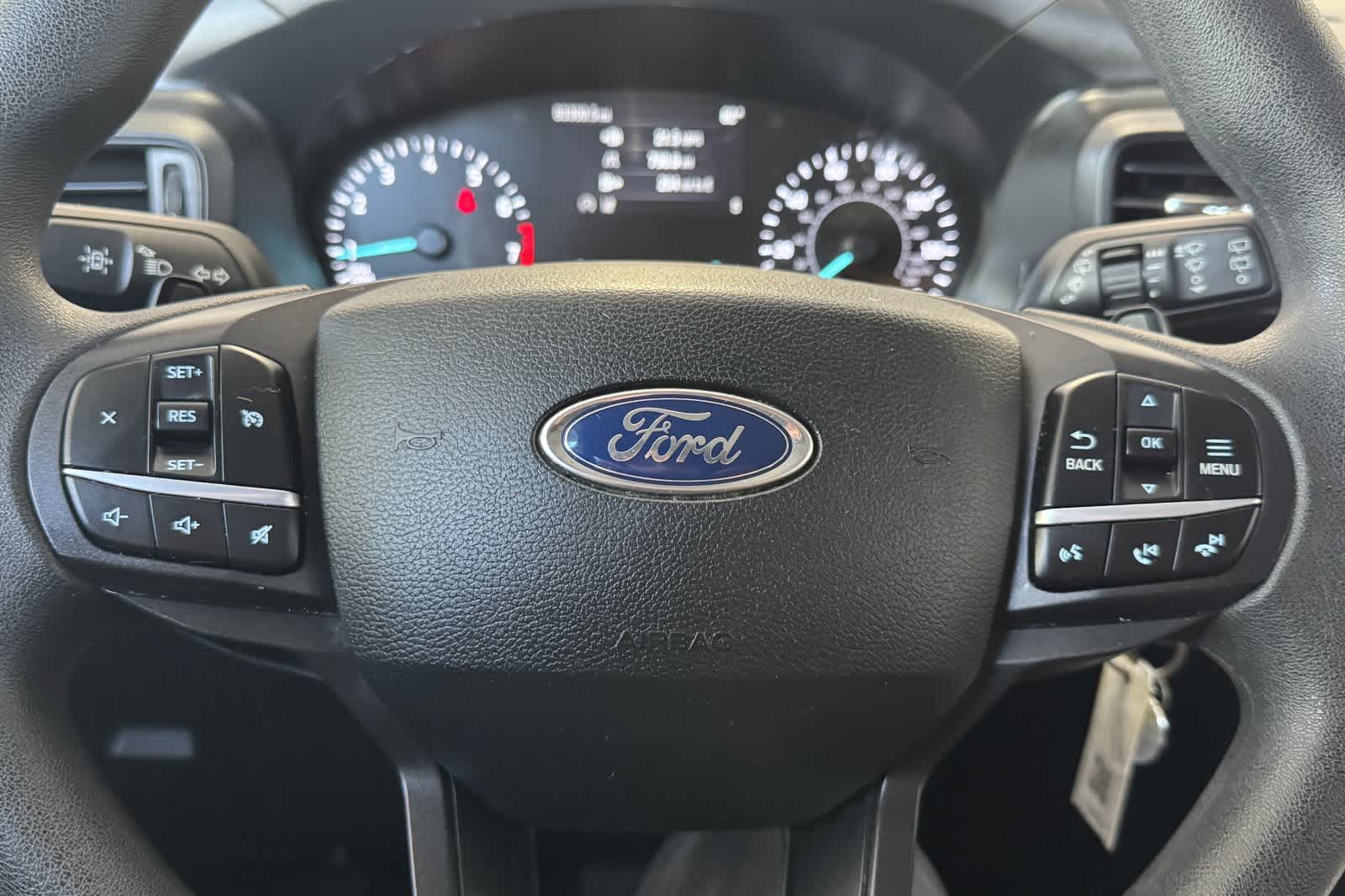 Thumbnail: 2020 Ford Explorer - 22