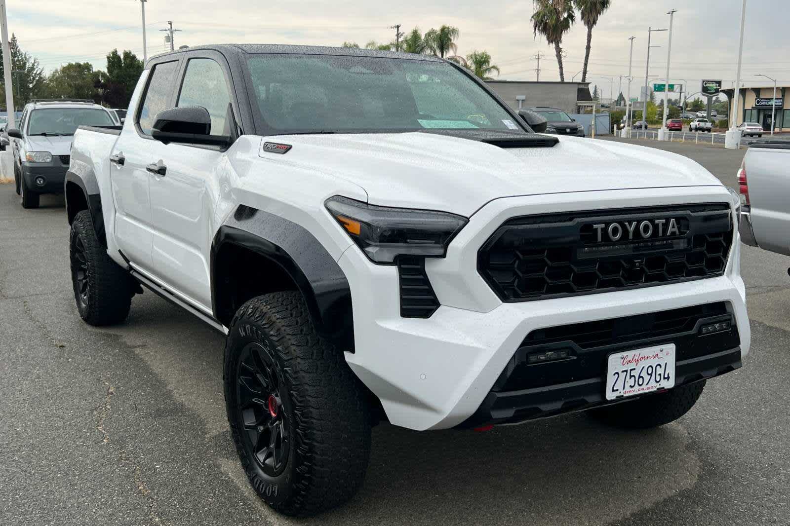 Thumbnail: 2025 Toyota Tacoma - 3