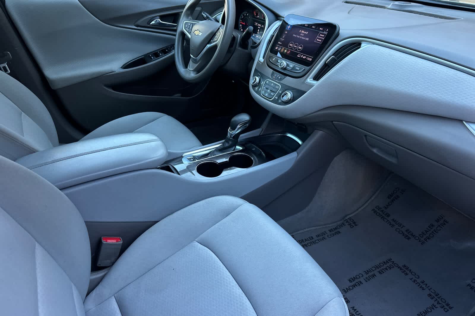 Thumbnail: 2022 Chevrolet Malibu - 16