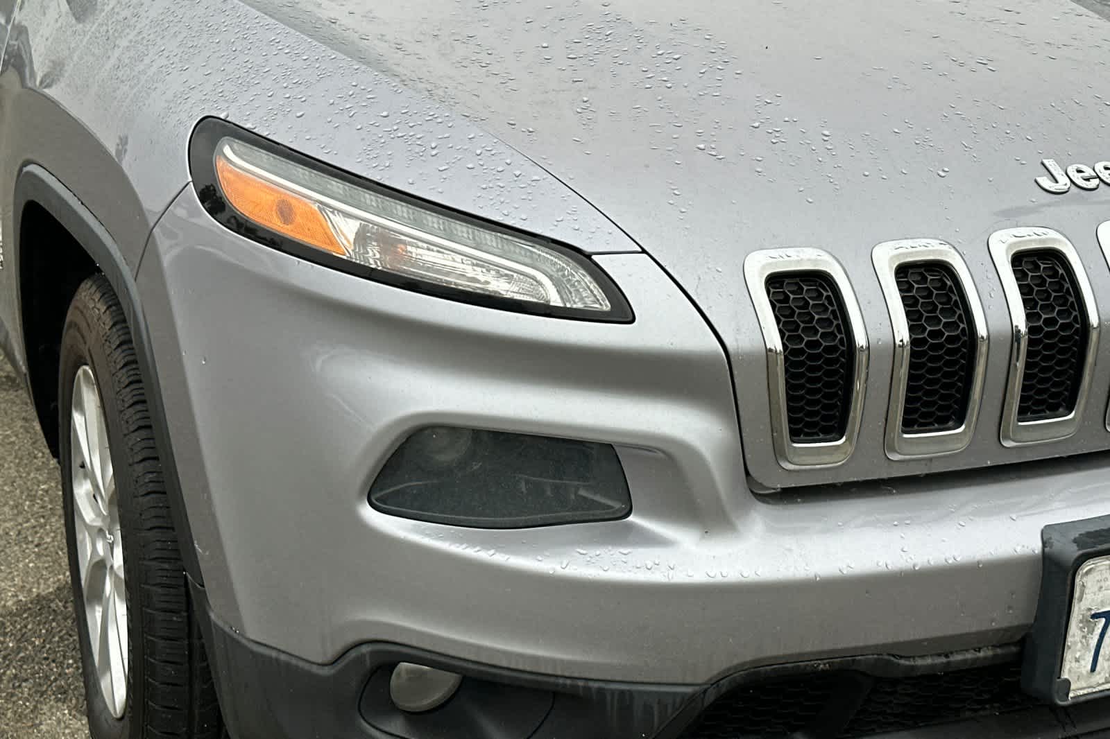 Thumbnail: 2017 Jeep Cherokee - 8
