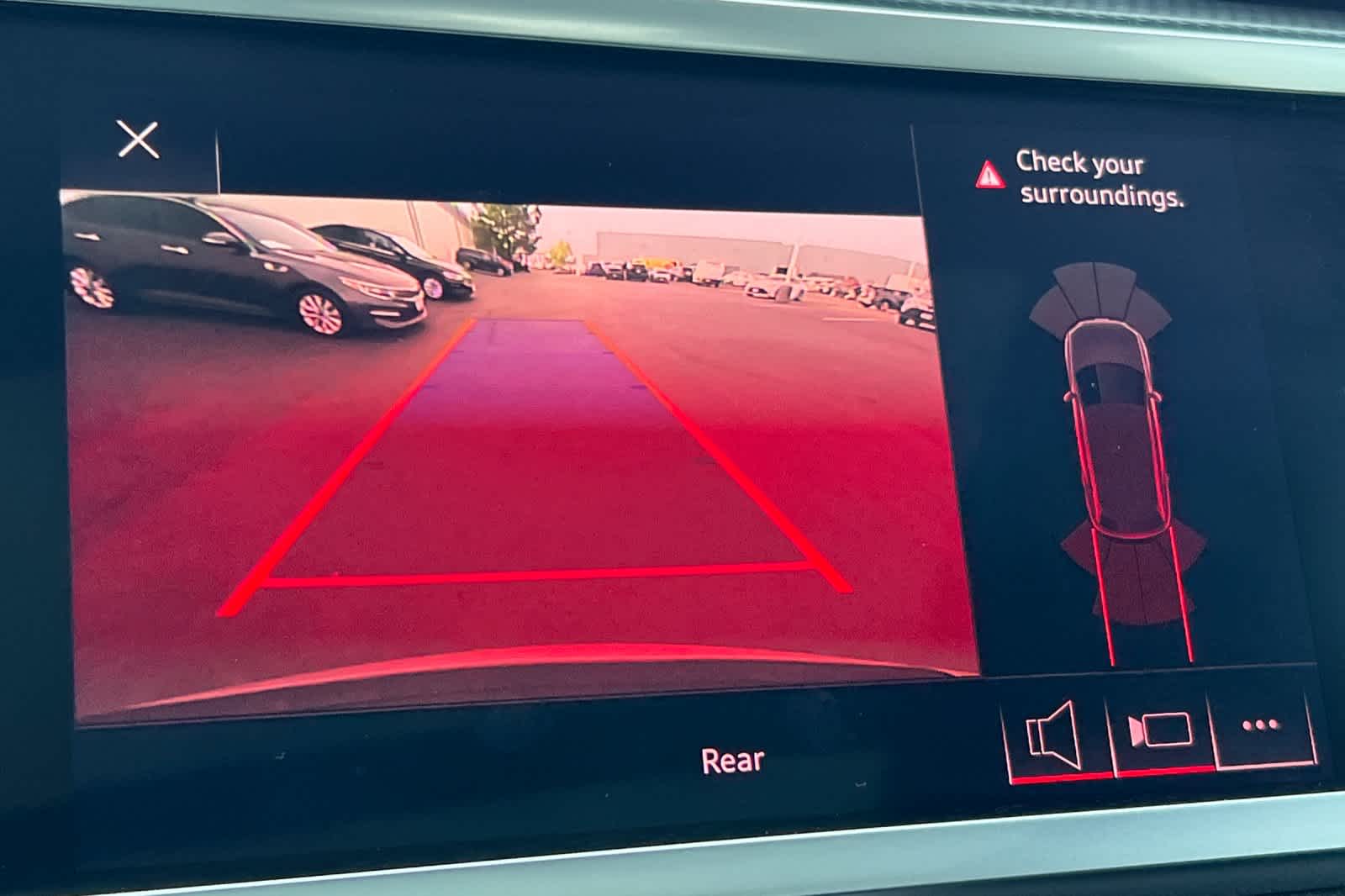 Thumbnail: 2019 Audi Q3 - 21