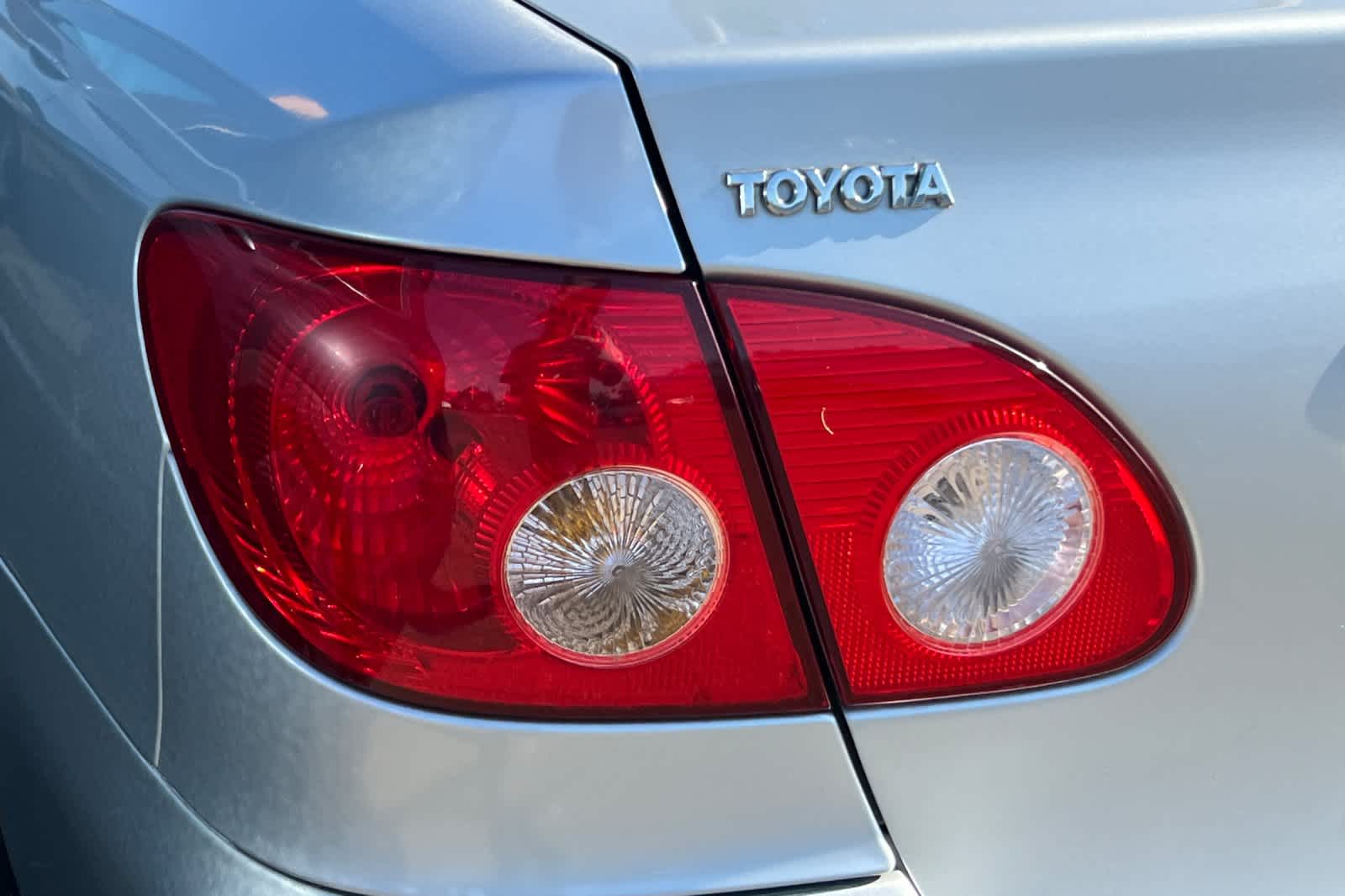 Thumbnail: 2005 Toyota Corolla - 15