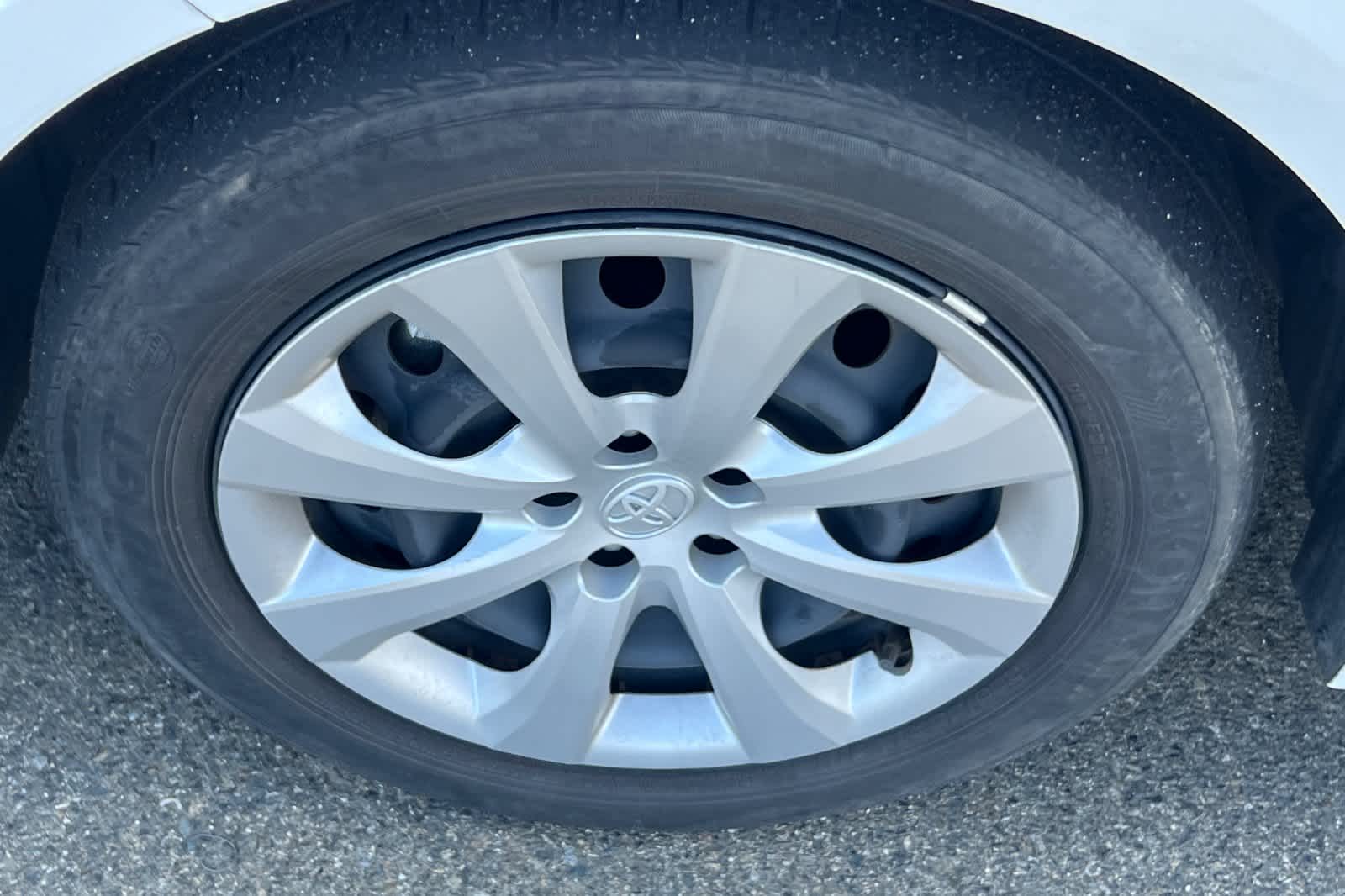 Thumbnail: 2024 Toyota Corolla - 21