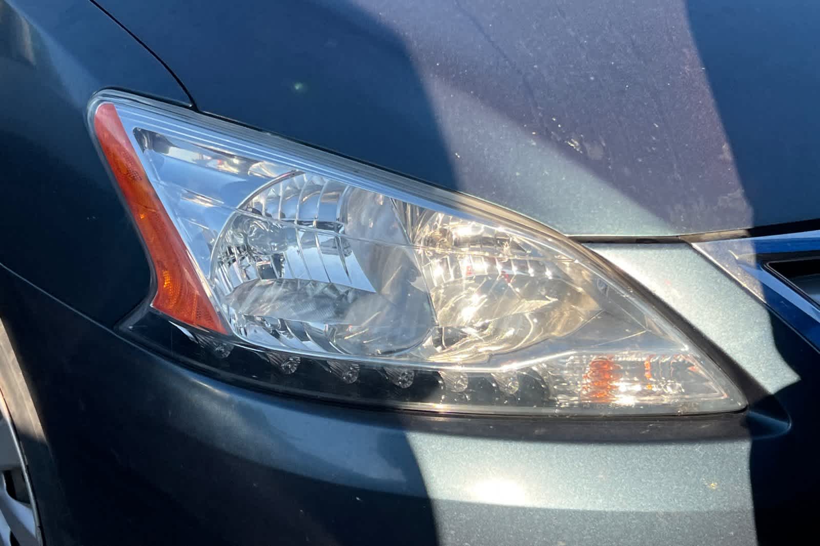 Thumbnail: 2015 Nissan Sentra - 14