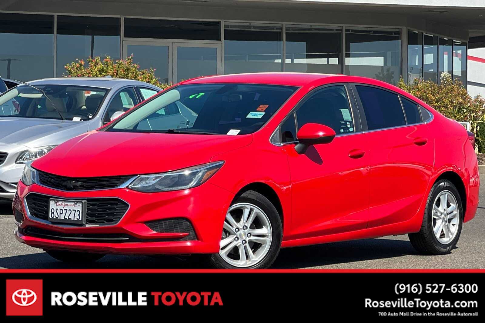 Thumbnail: 2017 Chevrolet Cruze - 1