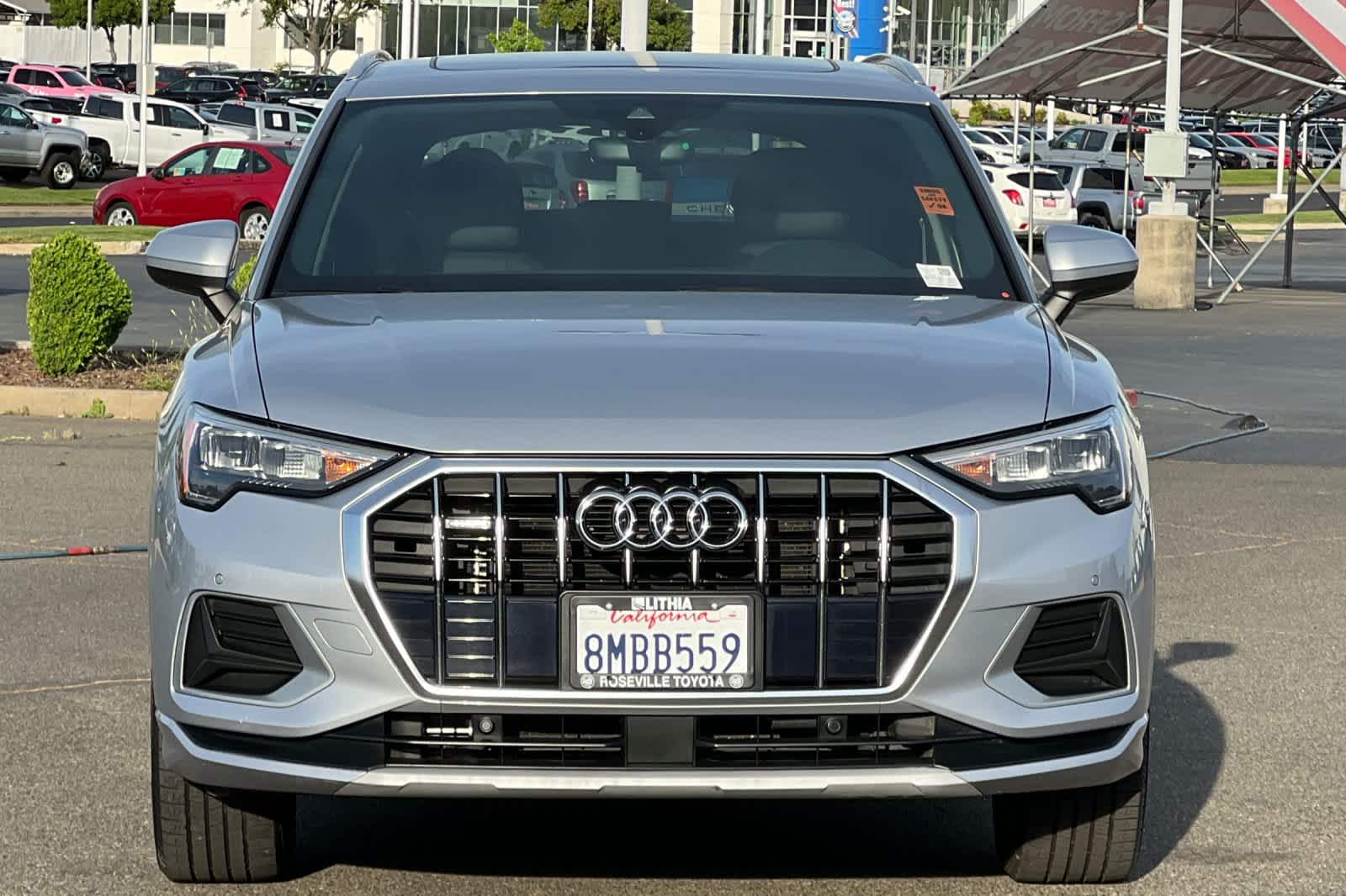 Thumbnail: 2019 Audi Q3 - 10