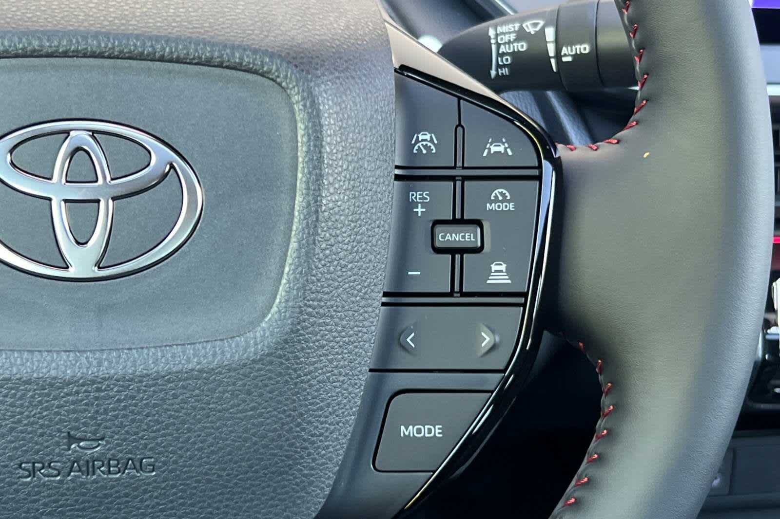 Thumbnail: 2025 Toyota Prius - 25