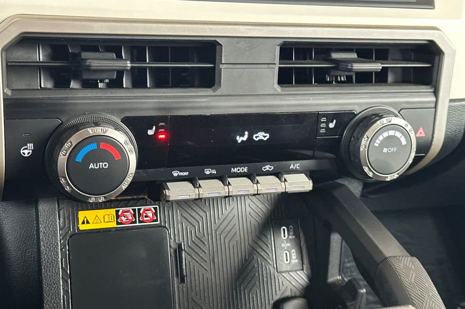 Thumbnail: 2024 Toyota Tacoma - 21