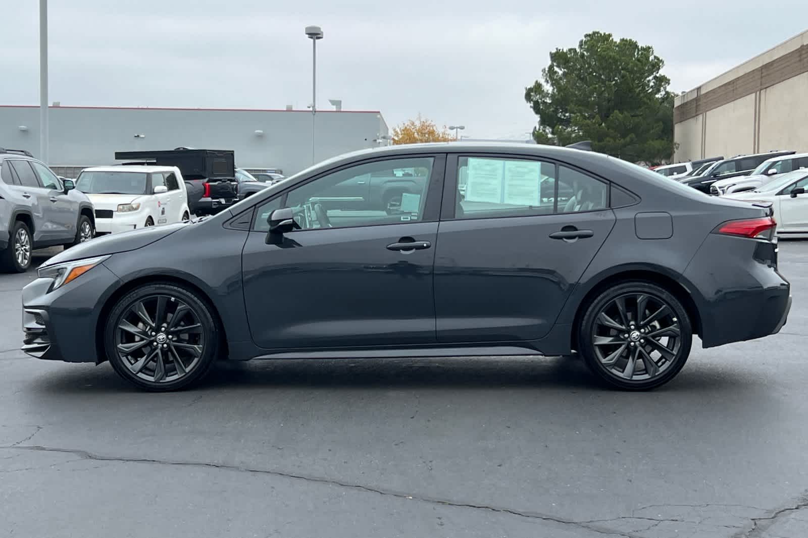 Thumbnail: 2024 Toyota Corolla - 9