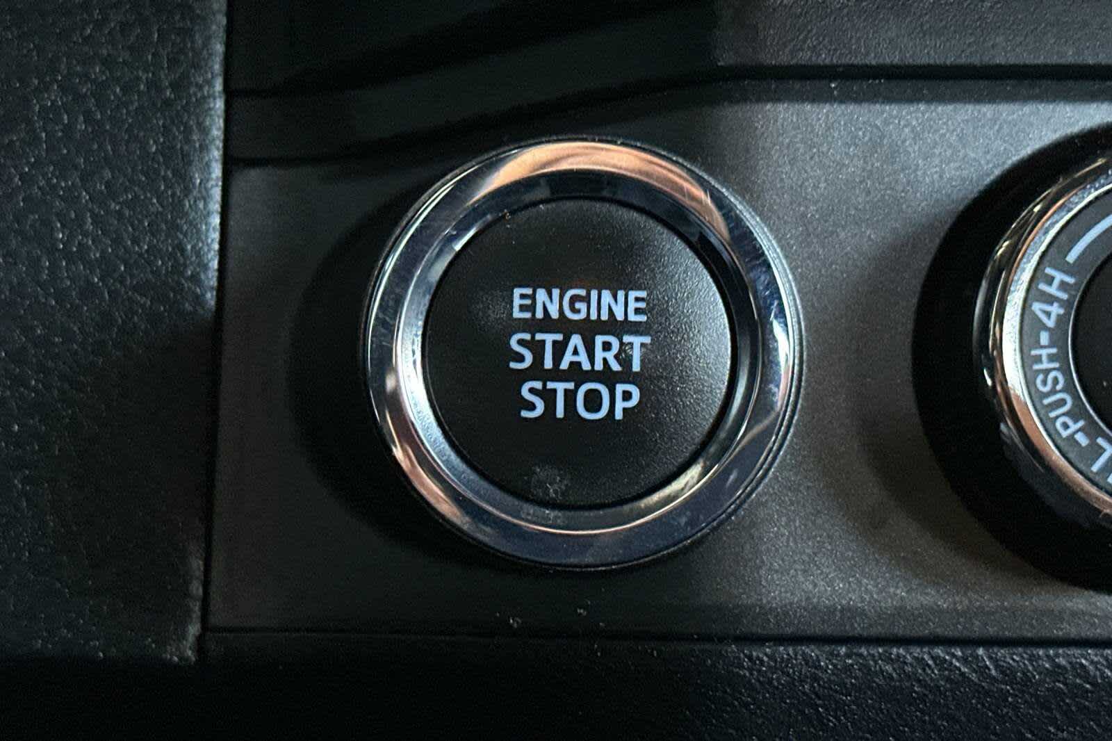 2020 Toyota Tacoma TRD Off-Road 23