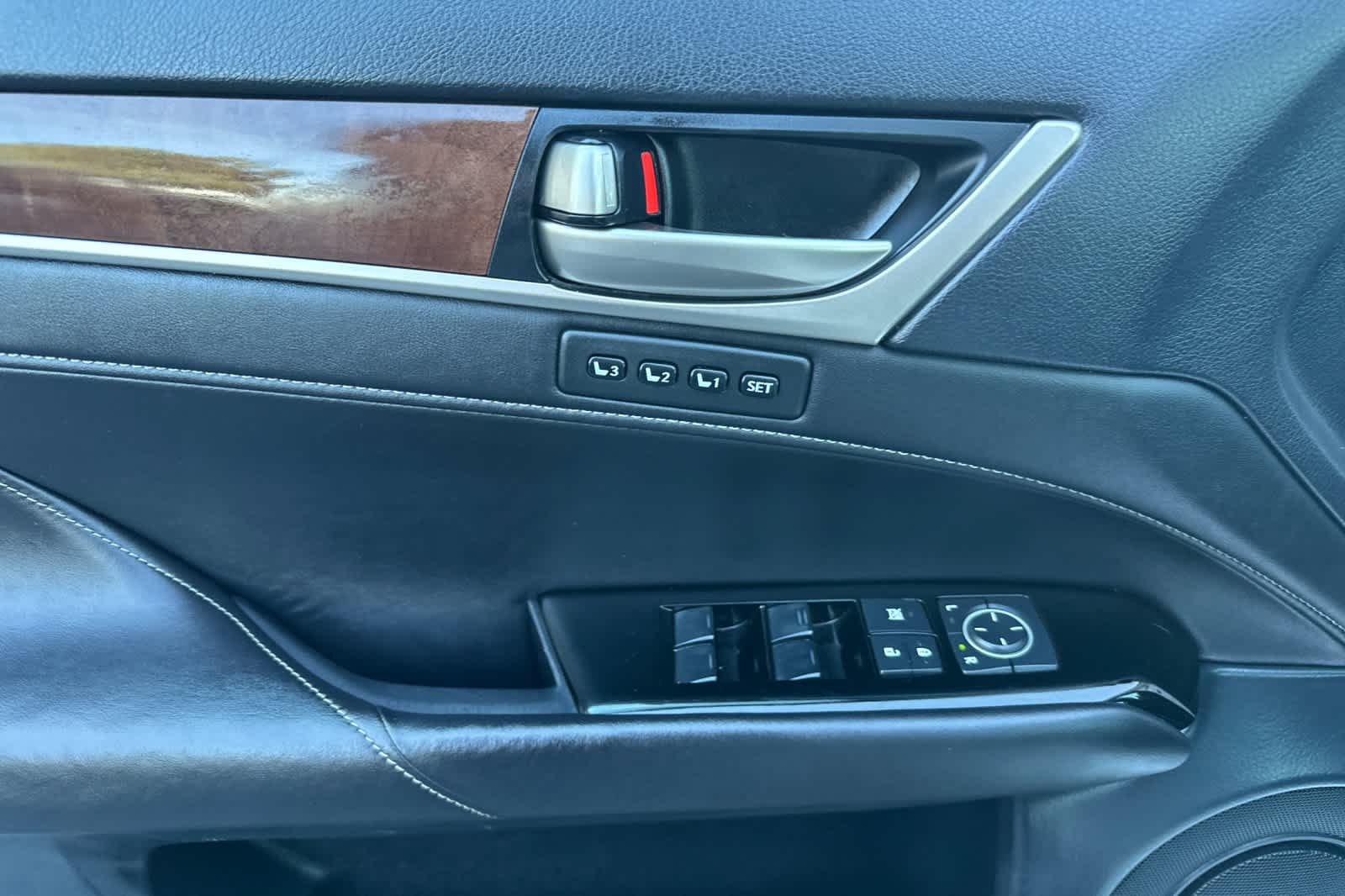 Thumbnail: 2015 Lexus GS - 12