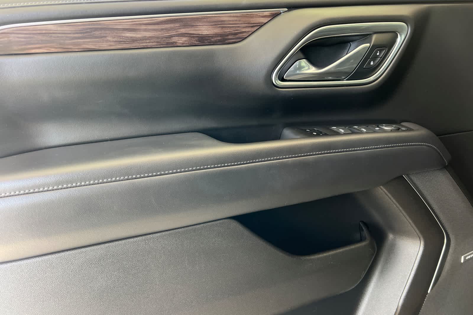 Thumbnail: 2021 Chevrolet Tahoe - 12