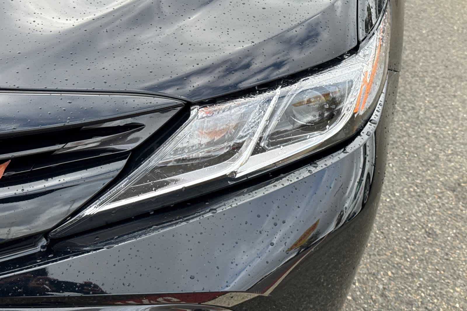 Thumbnail: 2018 Toyota Camry - 11