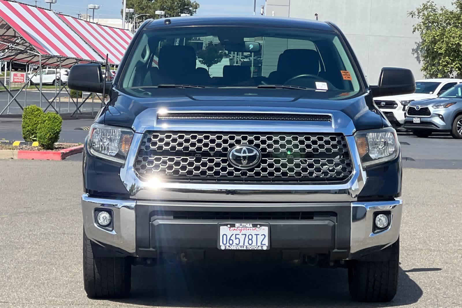 Thumbnail: 2019 Toyota Tundra - 10