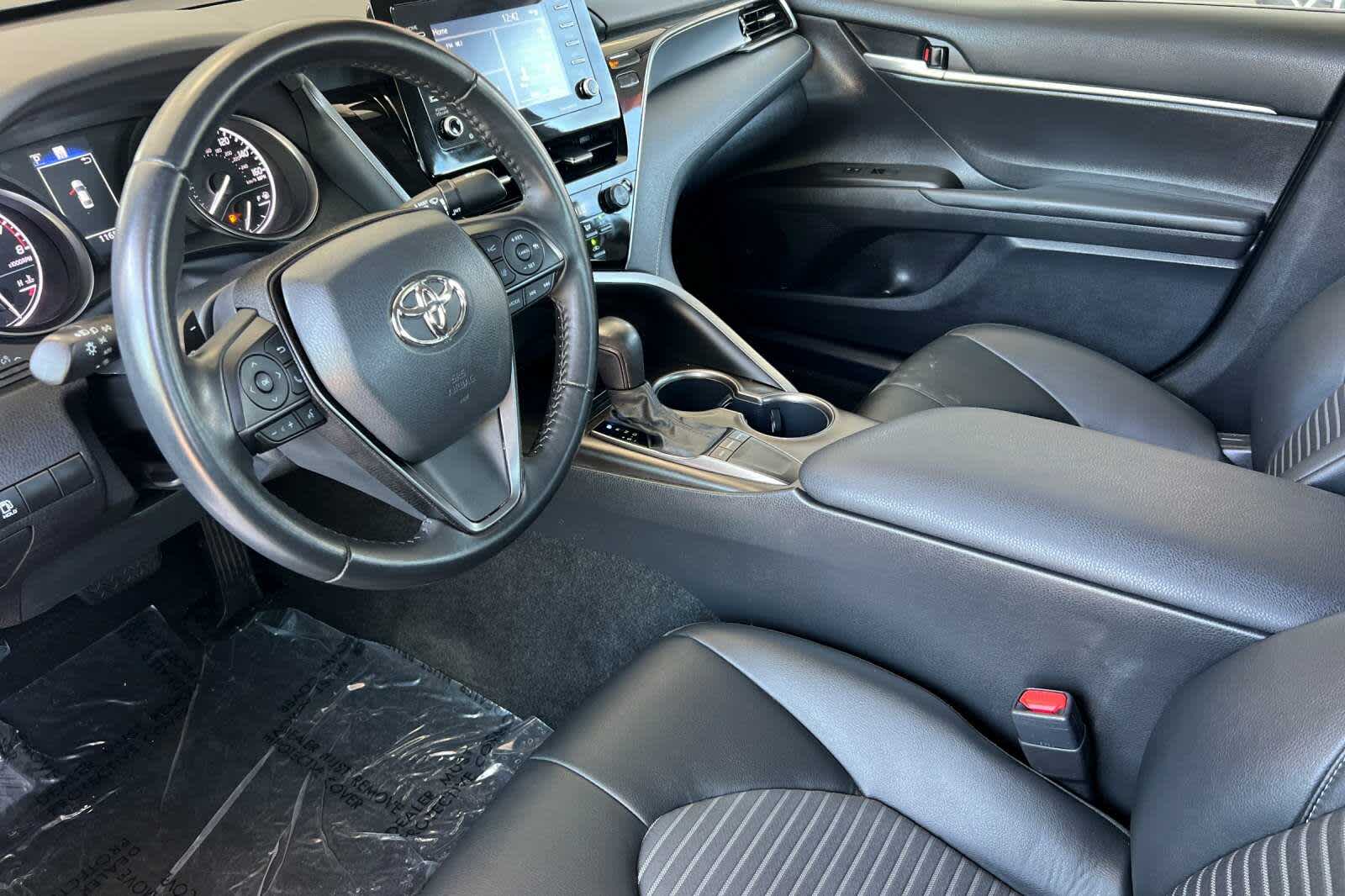 Thumbnail: 2023 Toyota Camry - 11
