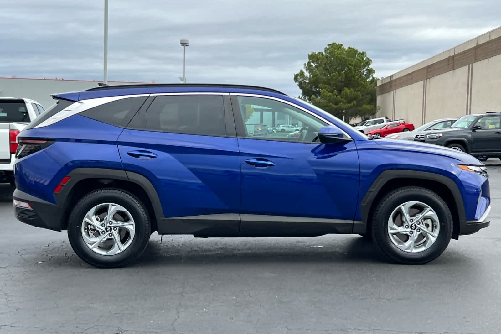 Thumbnail: 2023 Hyundai Tucson - 6