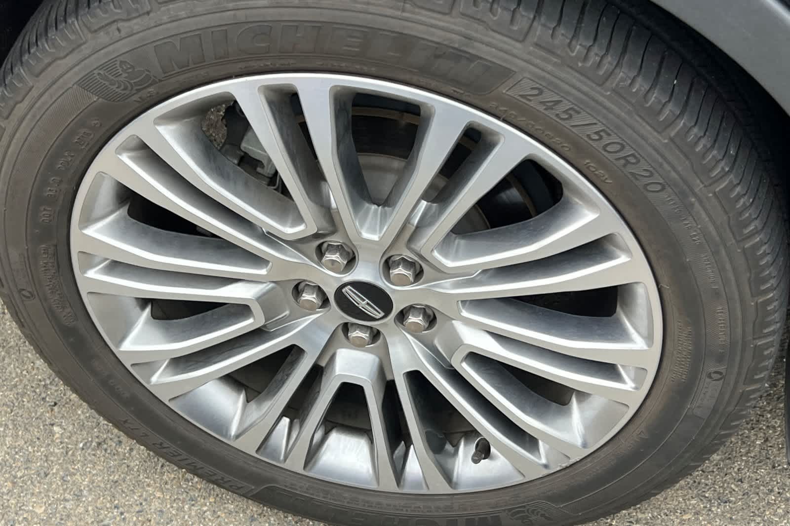 Thumbnail: 2018 Lincoln MKX - 14