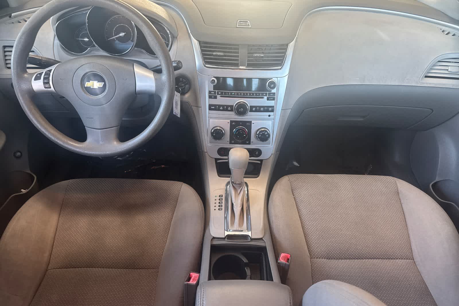 Thumbnail: 2012 Chevrolet Malibu - 3