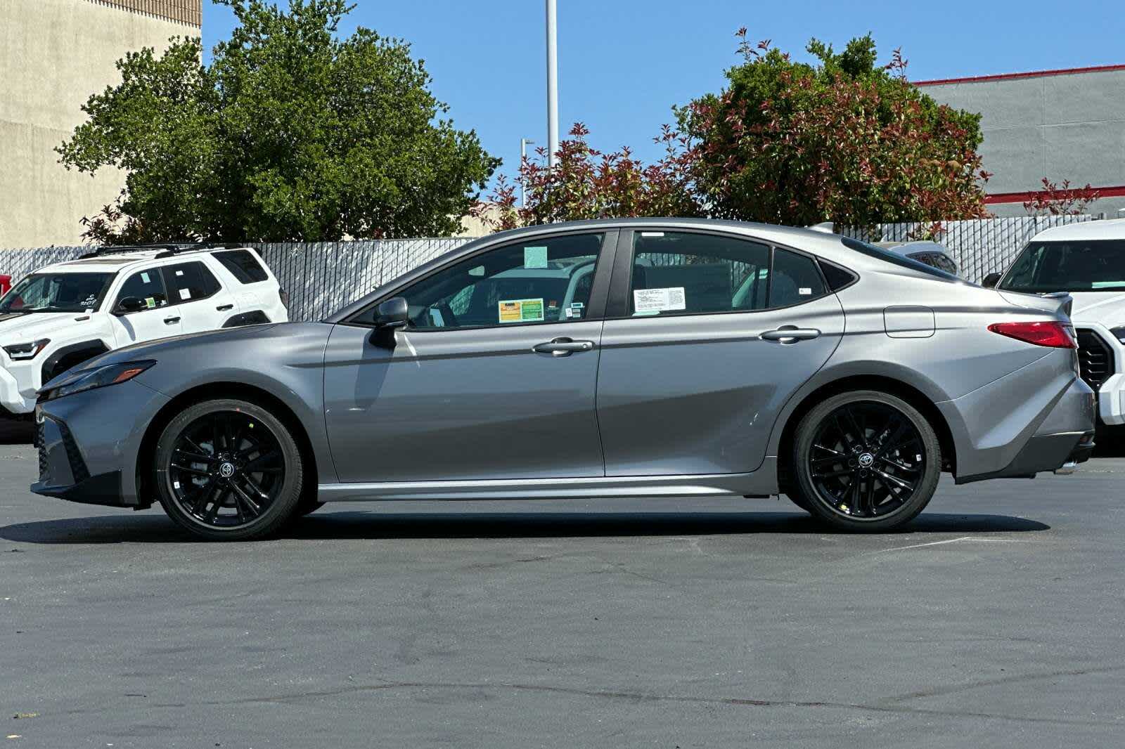 Thumbnail: 2025 Toyota Camry - 5