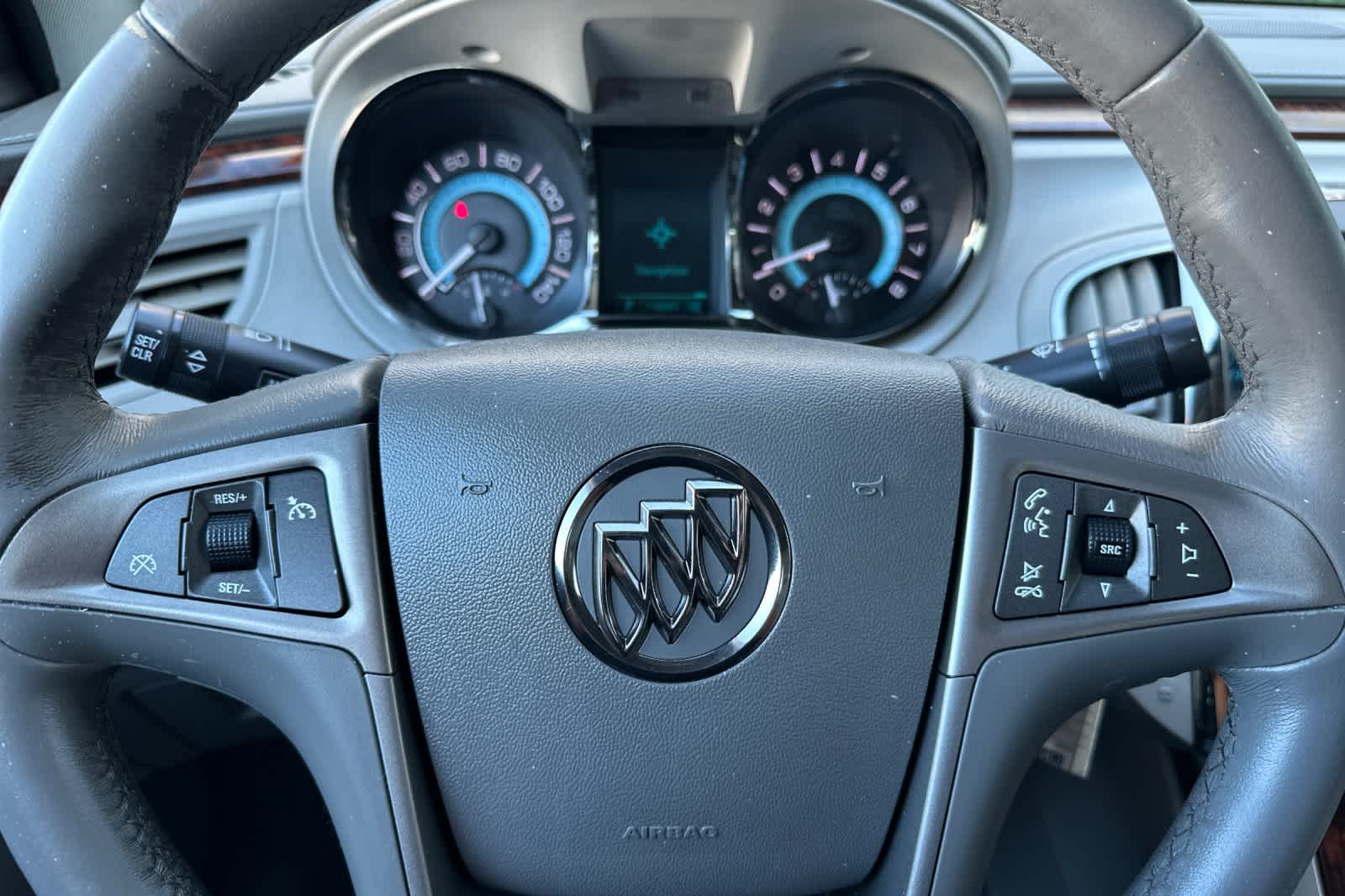 Thumbnail: 2011 Buick LaCrosse - 22