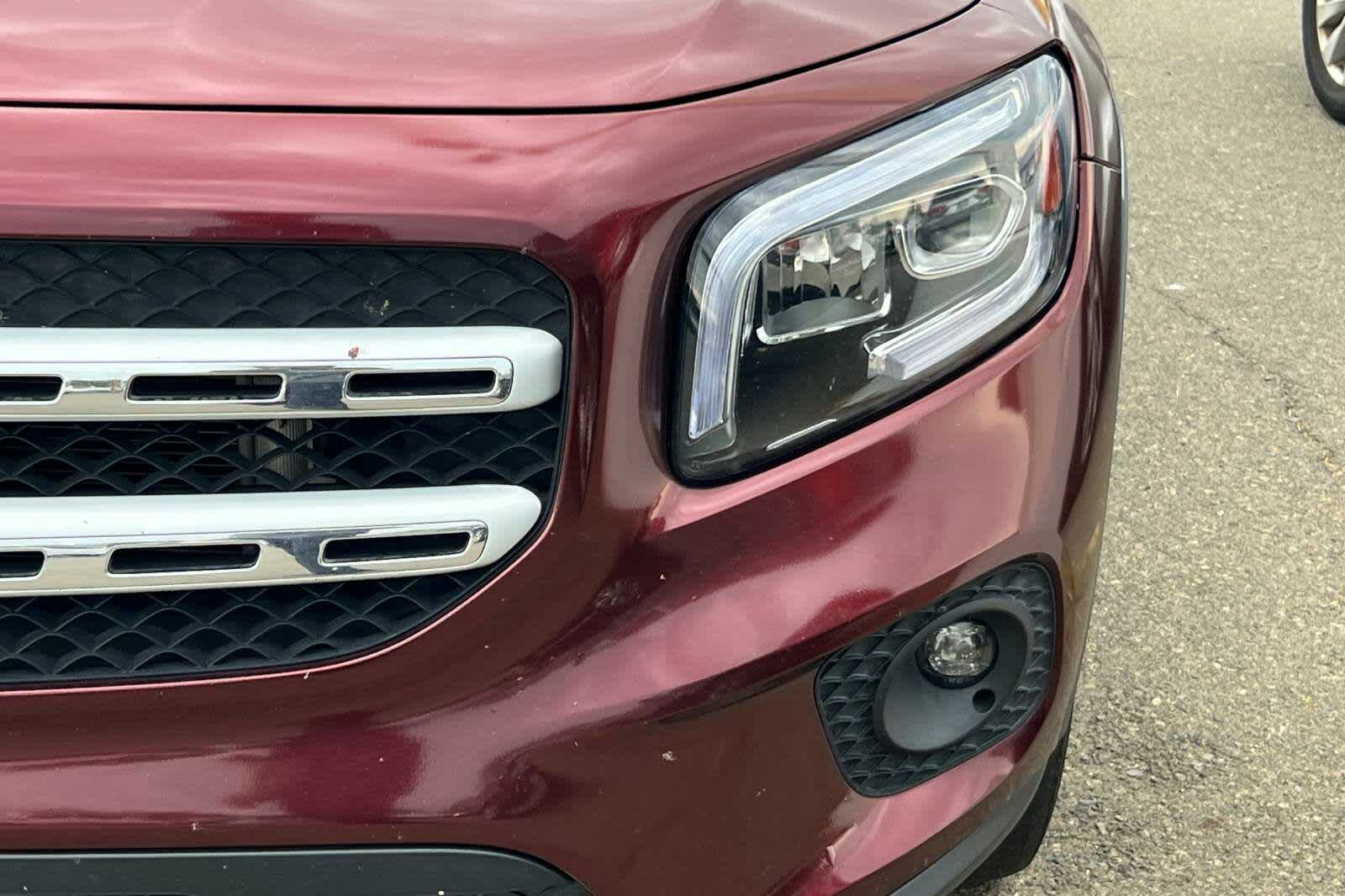 Thumbnail: 2021 Mercedes-Benz GLB - 11