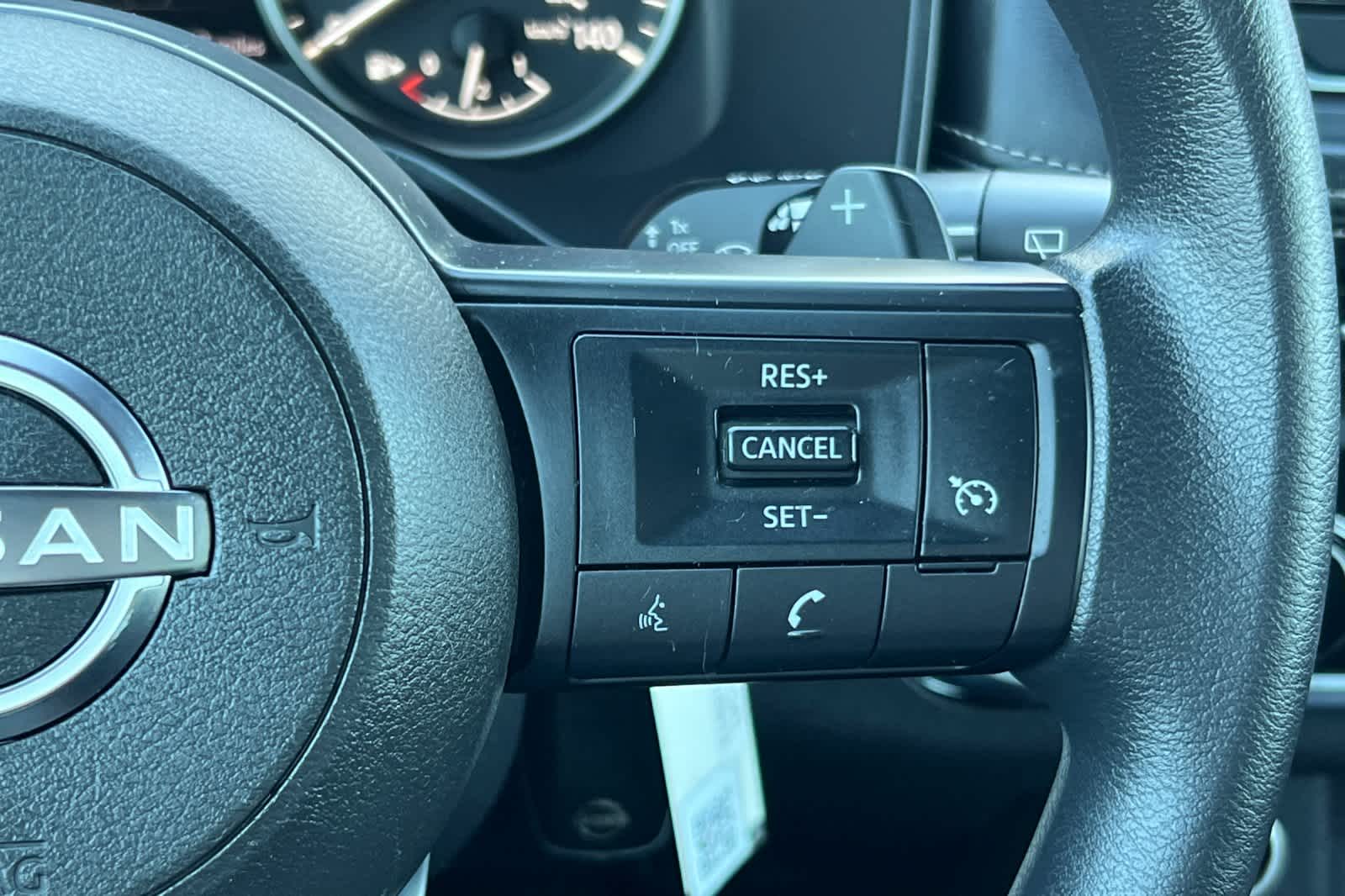 Thumbnail: 2023 Nissan Rogue - 27