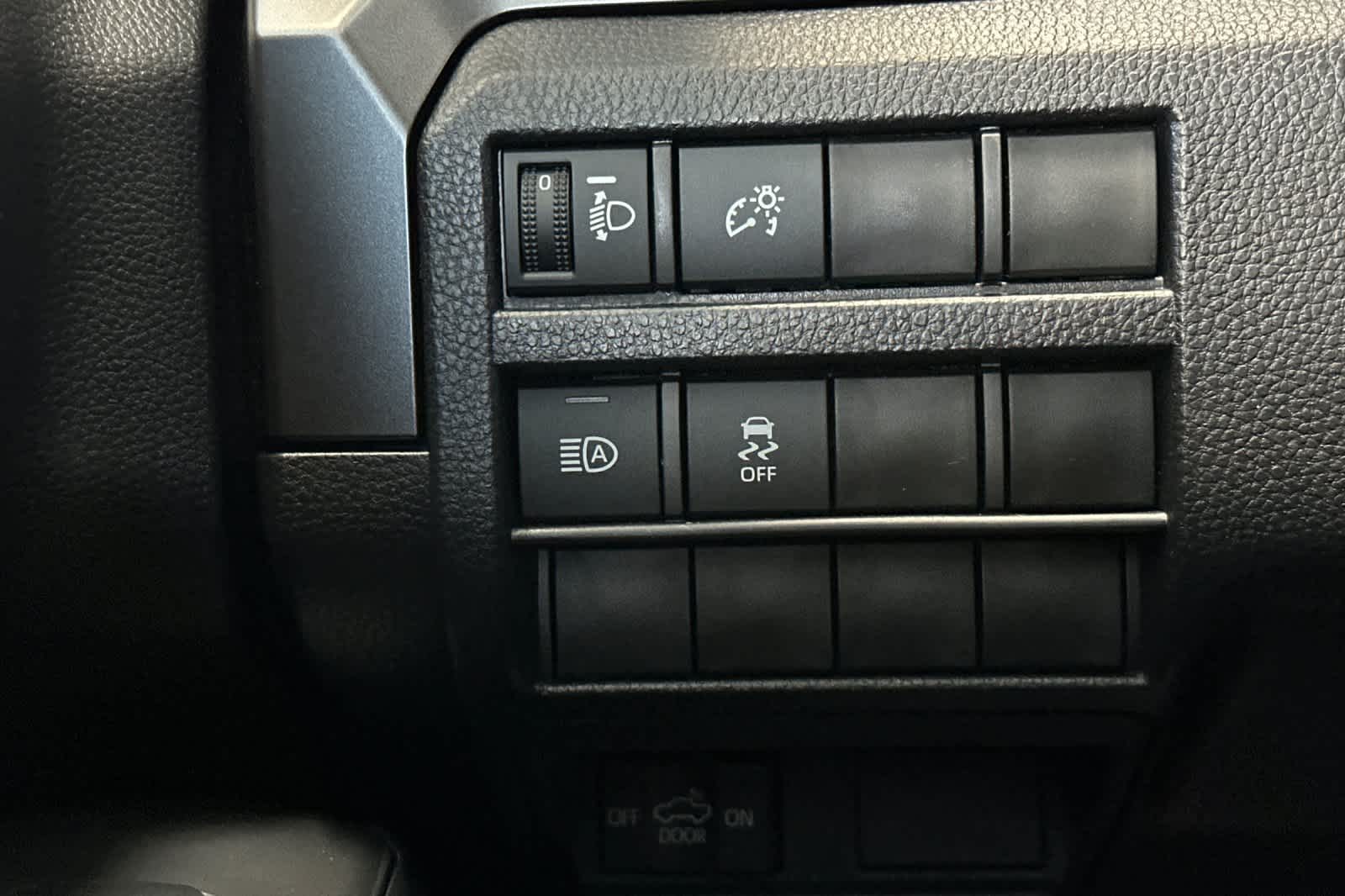 Thumbnail: 2025 Toyota Tacoma - 27